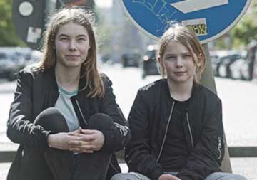 Paula und Frida auf den Strassen Berlins